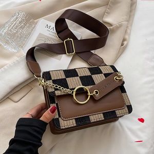 Ivy & Taylor The Paris shoulder bag